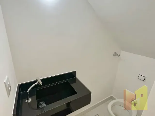 Sobrado 3 quartos e 3 banheiros, à venda, no bairro Vila Feliz em São Paulo