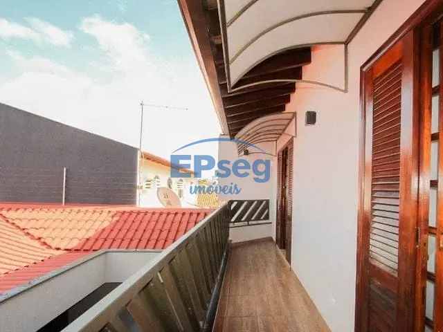Sobrado com 250m² 5 quartos e 4 banheiros, à venda, no bairro Indústrias Leves em Londrina