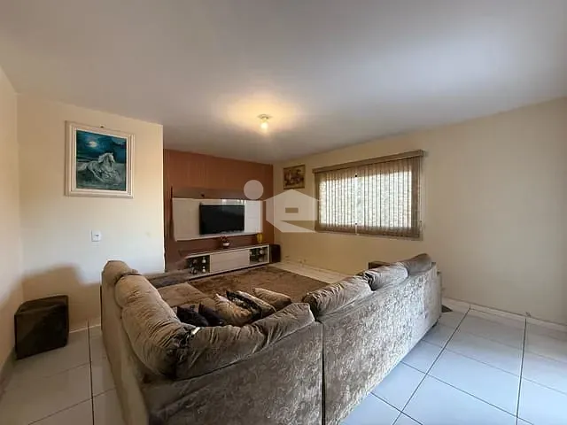 Sobrado com 402m², à venda, no bairro Vila Oliveira em Rolândia