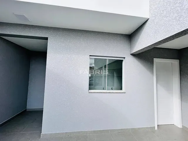 Sobrado 3 quartos e 4 banheiros, para alugar, no bairro Jardim das Américas em Campo Largo