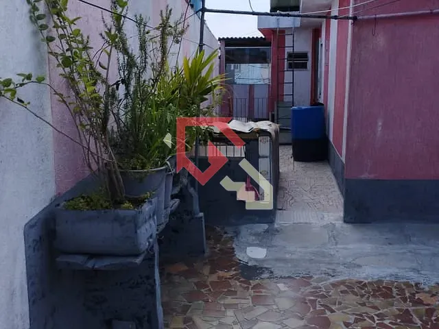 Sobrado com 200m² 5 quartos e 3 banheiros, à venda, no bairro Parque das Américas em Mauá