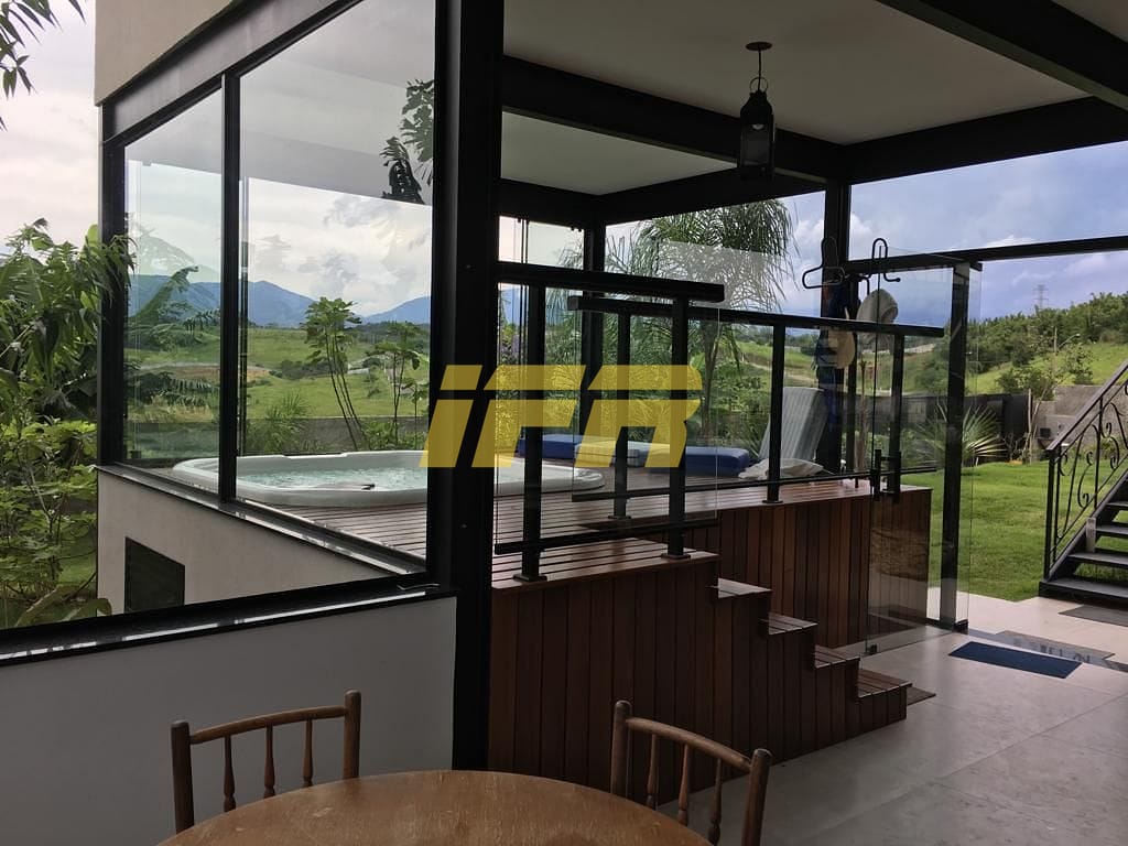 Sobrado, 4 quartos, 400 m² - Foto 1