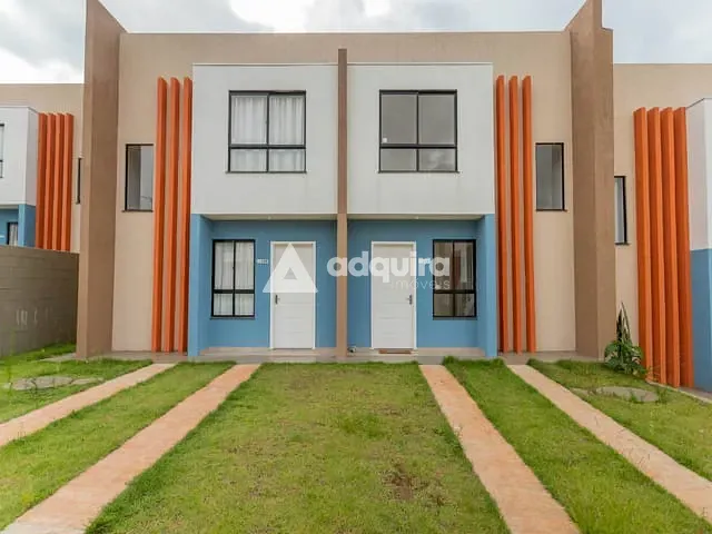 Sobrado 2 quartos e 2 banheiros, à venda, no bairro Jardim Carvalho em Ponta Grossa