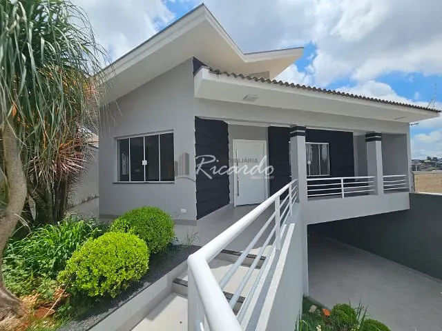 Sobrado com 300m² 3 quartos e 3 banheiros, à venda, no bairro Jardim Santa Alice em Arapongas