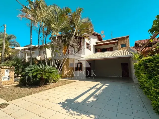 Sobrado com 275m² 3 quartos e 4 banheiros, à venda, no bairro Parque Brasil 500 em Paulínia
