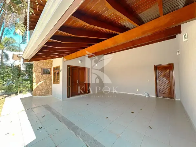 Sobrado com 275m² 3 quartos e 4 banheiros, à venda, no bairro Parque Brasil 500 em Paulínia