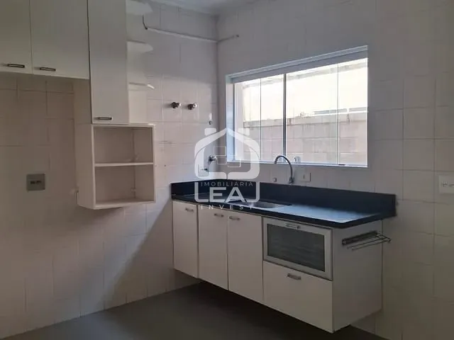 Sobrado com 230m² 3 quartos e 4 banheiros, à venda, no bairro Chácara Nossa Senhora do Bom Conselho em São Paulo