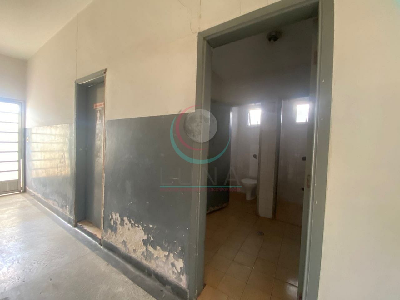 Sobrado à venda e aluguel com 1 quarto, 578m² - Foto 19