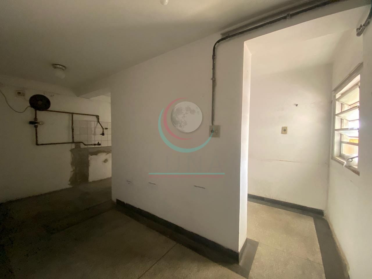 Sobrado à venda e aluguel com 1 quarto, 578m² - Foto 8