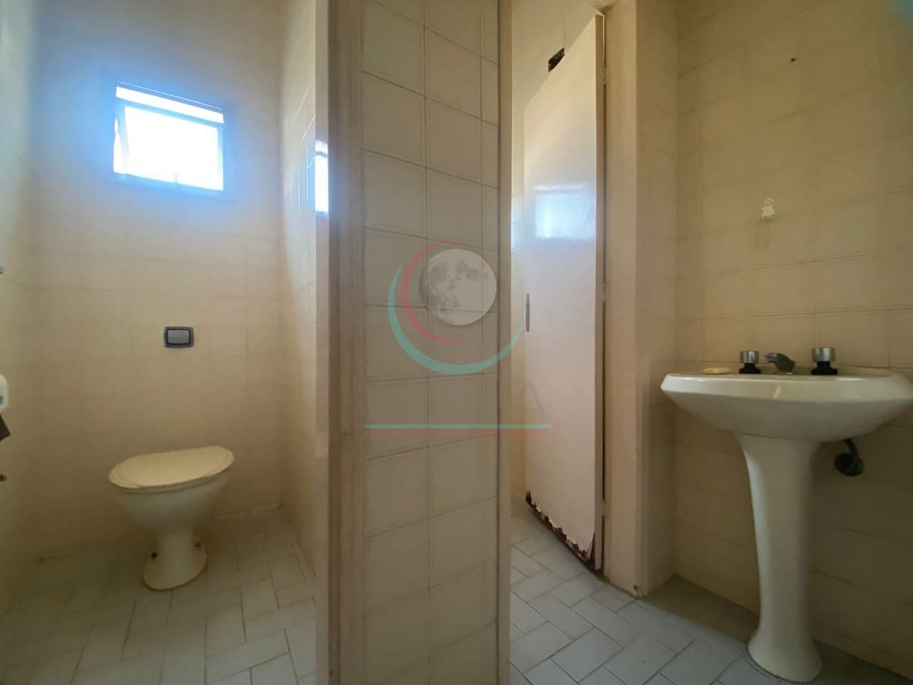 Sobrado à venda e aluguel com 1 quarto, 578m² - Foto 31