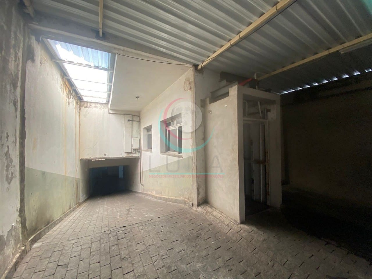 Sobrado à venda e aluguel com 1 quarto, 578m² - Foto 27