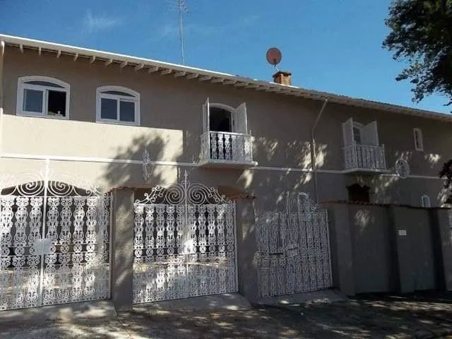 Sobrado com 551m² 5 quartos e 2 banheiros, à venda, no bairro Jardim Planalto em Jundiaí