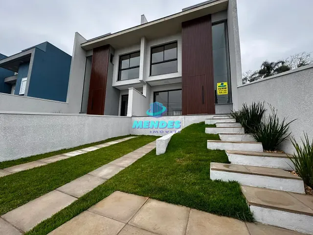 Sobrado 3 quartos e 2 banheiros, à venda, no bairro Dom Feliciano em Gravataí