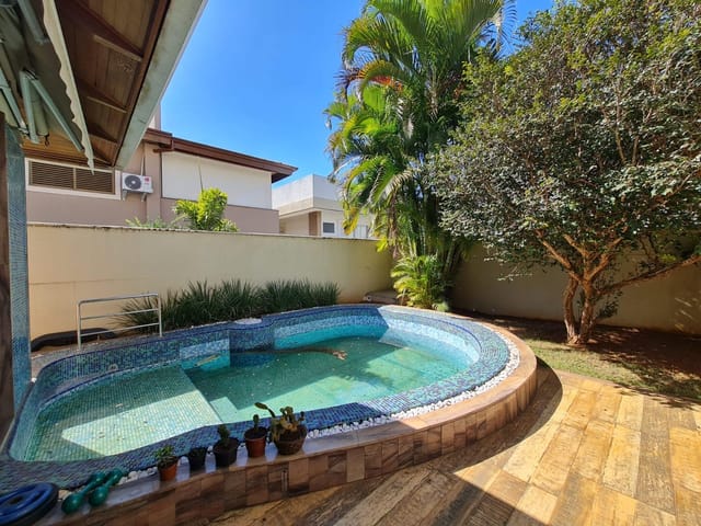 Sobrado com 434m² 5 quartos e 6 banheiros, à venda, no bairro Cidade Vera Cruz em Aparecida de Goiânia