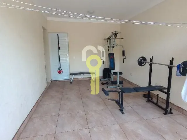Sobrado 3 quartos e 3 banheiros, à venda, no bairro Jardim Rio das Pedras em Cotia