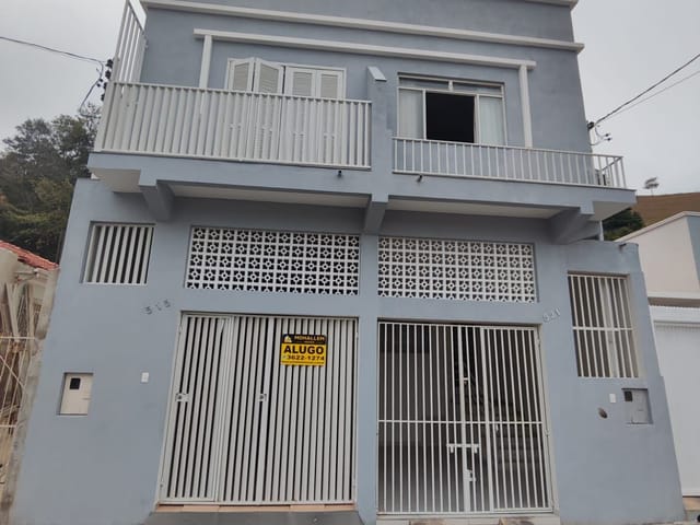 SOBRADO PRÓXIMO AO CENTRO PARA LOCAÇÃO