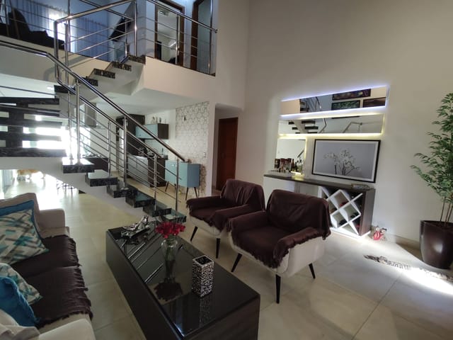 Foto do Sobrado - Sobrado com 3 suítes e linda área de lazer com piscina no cond. Nova Holanda em Holambra, SP | Conecte Imóvel