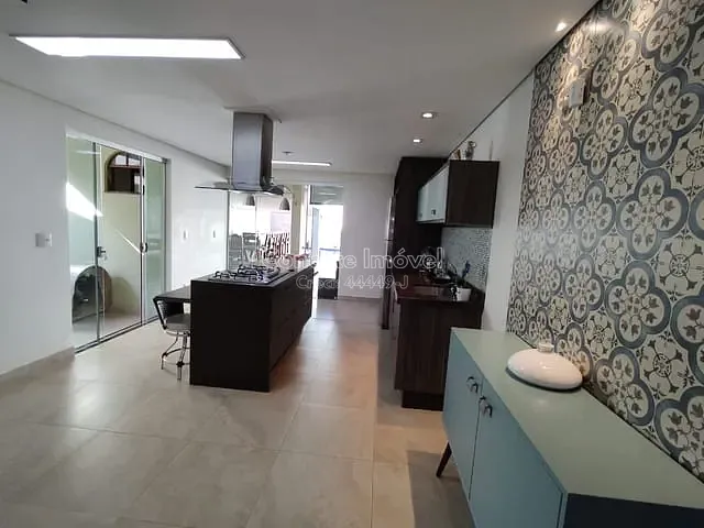 Sobrado com 435m² 3 quartos e 6 banheiros, à venda, no bairro Residencial Nova Holanda em Holambra
