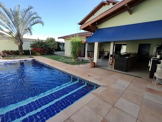 Sobrado com 435m² 3 quartos e 6 banheiros, à venda, no bairro Residencial Nova Holanda em Holambra