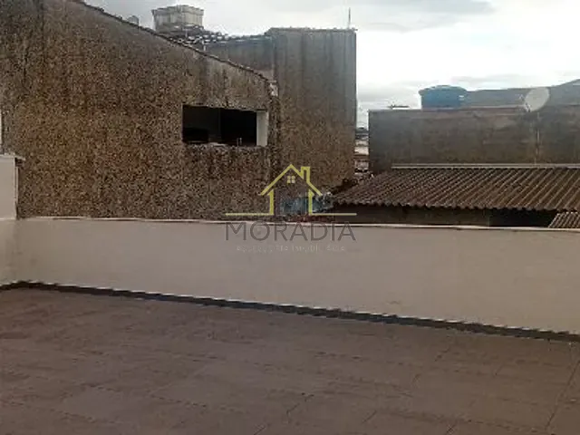 Sobrado com 200m², à venda, no bairro Parque dos Municípios I em Guaxupé
