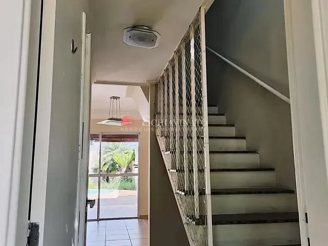 Sobrado 3 quartos e 2 banheiros, à venda, no bairro Campestre em Piracicaba