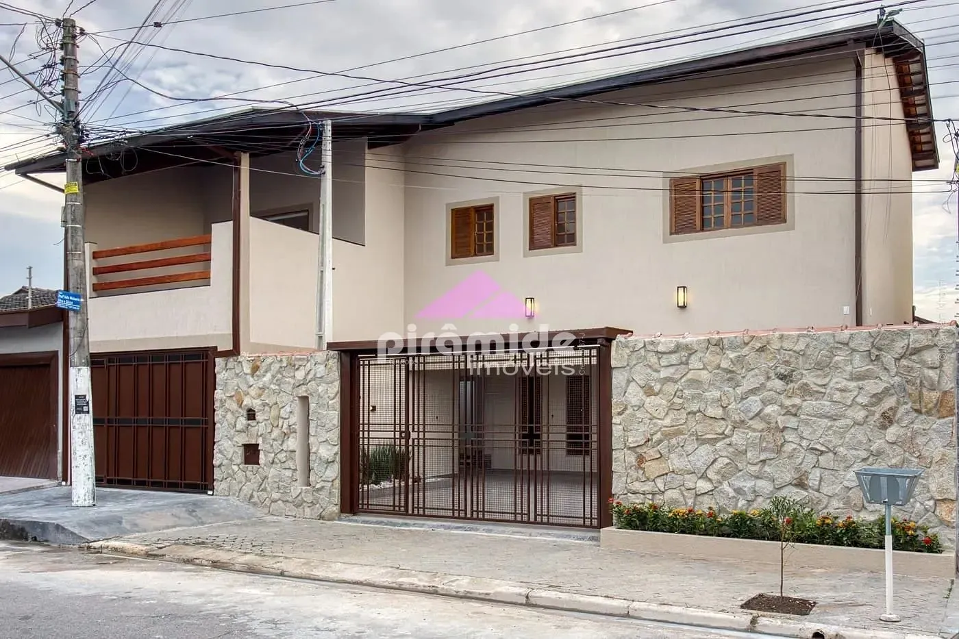 Sobrado, 7 quartos, 358 m² - Foto 9