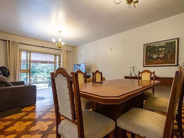 Sobrado 3 quartos e 4 banheiros, à venda, no bairro Vila Madalena em São Paulo