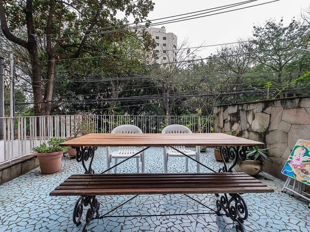 Sobrado 3 quartos e 4 banheiros, à venda, no bairro Vila Madalena em São Paulo