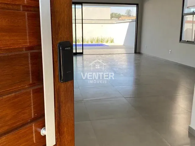 Sobrado com 300m² 4 quartos e 2 banheiros, à venda, no bairro Bairro do Grama em Caçapava