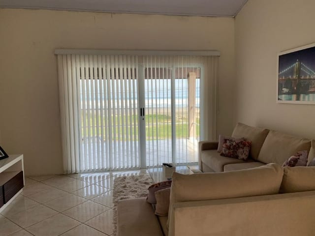 Sobrado com 420m² 3 quartos e 5 banheiros, à venda, no bairro Cibratel II em Itanhaém