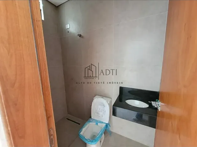 Sobrado com 320m² 3 quartos e 3 banheiros, à venda, no bairro Residencial Veneza I em Mogi das Cruzes