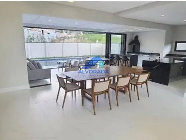 Sobrado com 540m² 4 quartos e 5 banheiros, à venda, no bairro Condomínio Residencial Alphaville II em São José dos Campos