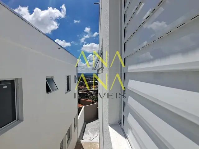 Sobrado com 40m² 1 quarto e 1 banheiro, à venda, no bairro Jardim São Miguel em Bragança Paulista