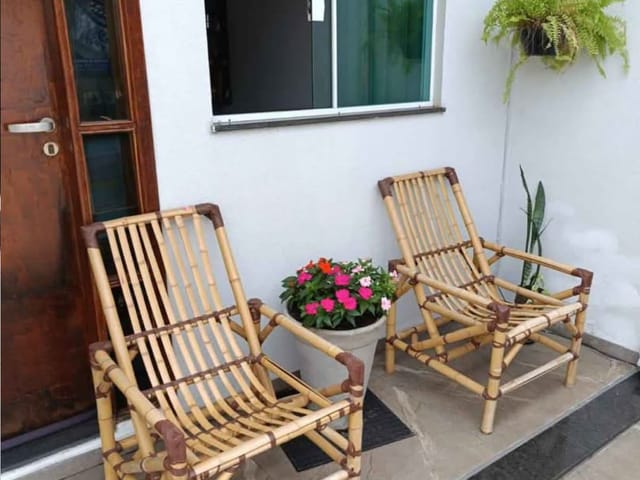 Sobrado 3 quartos e 2 banheiros, à venda, no bairro Vila São Carlos em Apucarana