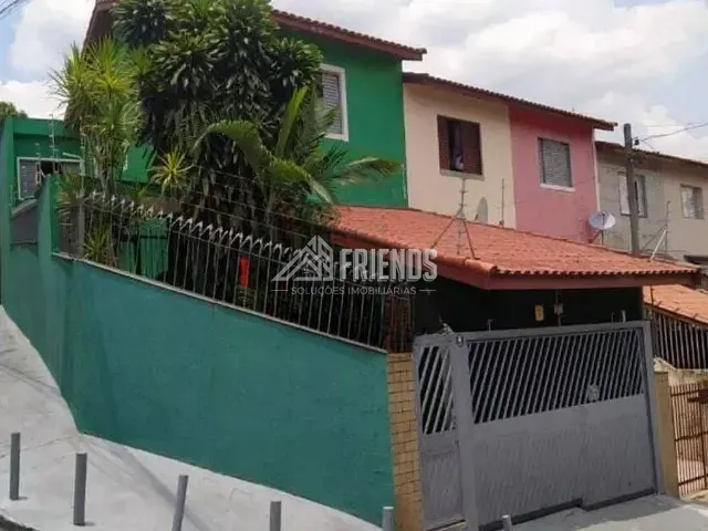 Sobrado com 114m² 4 quartos e 3 banheiros, à venda, no bairro Vila Pierina em São Paulo