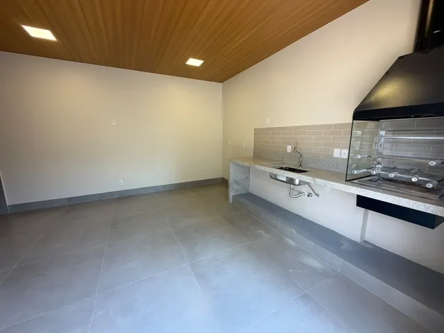 Sobrado com 180m² 3 quartos e 2 banheiros, à venda, no bairro Plano Diretor Sul em Palmas