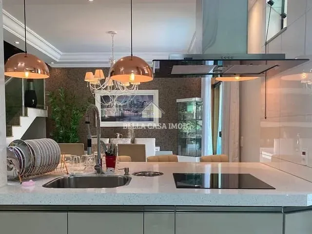 Sobrado com 280m² 4 quartos e 6 banheiros, à venda, no bairro Parque Residencial Villa dos Inglezes em Sorocaba