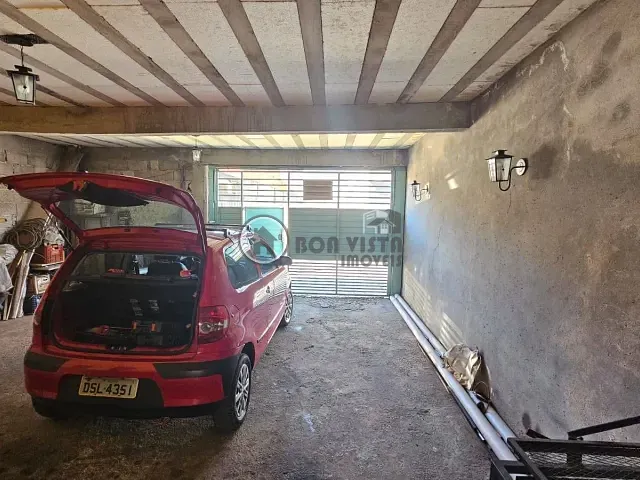 Sobrado 1 quarto e 1 banheiro, à venda, no bairro Jardim Quaresmeira em Suzano
