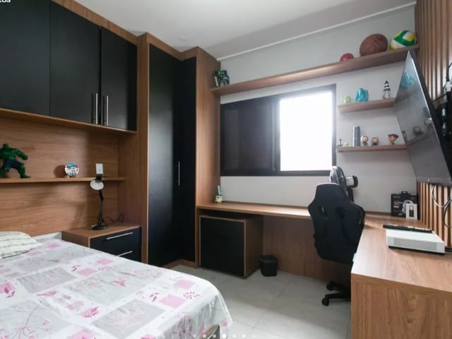 Sobrado 3 quartos e 2 banheiros, à venda, no bairro Jardim São Carlos (Zona Leste) em São Paulo
