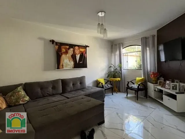 Sobrado com 200m² 3 quartos e 3 banheiros, à venda, no bairro Vila Goiás em Anápolis