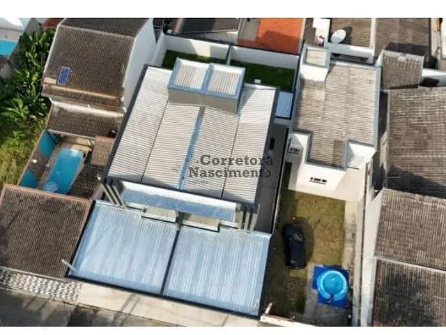 Sobrado com 175m² 3 quartos e 3 banheiros, à venda, no bairro Loteamento Villa Branca em Jacareí