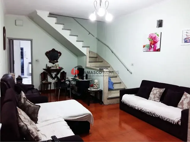 Sobrado com 250m² 3 quartos e 2 banheiros, à venda, no bairro Santa Maria em São Caetano do Sul