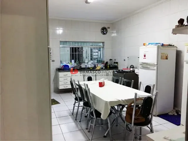 Sobrado com 250m² 3 quartos e 2 banheiros, à venda, no bairro Santa Maria em São Caetano do Sul