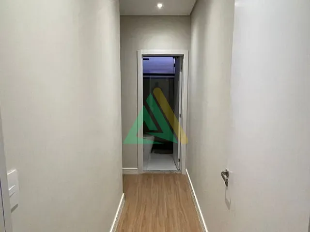 Sobrado com 200m², à venda, no bairro Jardim Santa Mônica III em Mogi Guaçu