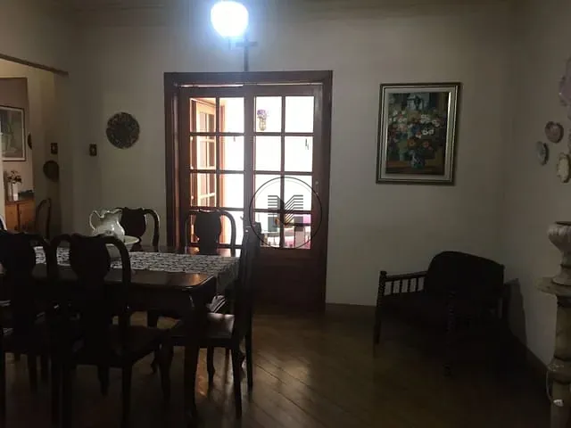 Sobrado 4 quartos e 3 banheiros, à venda, no bairro Centro em Guaratinguetá