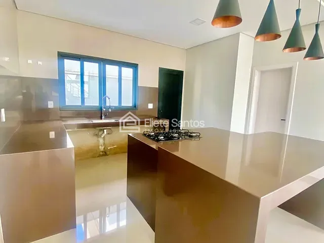 Sobrado com 450m² 5 quartos e 7 banheiros, à venda, no bairro Condomínio Residencial Villagio em Americana