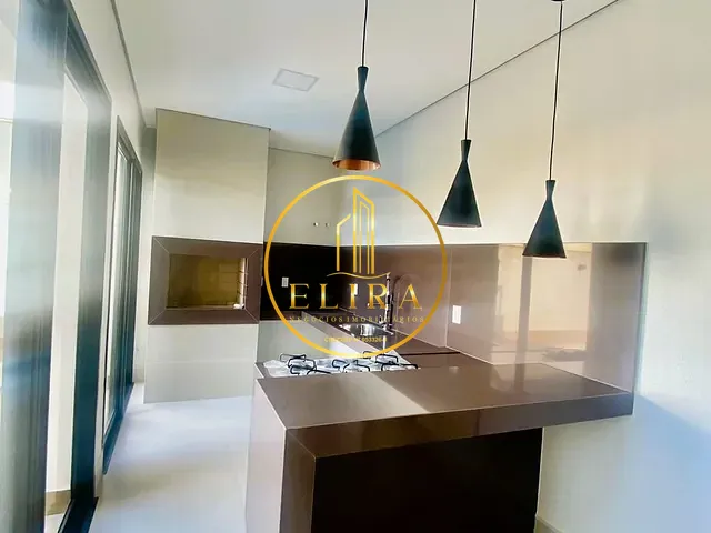 Sobrado com 450m² 5 quartos e 7 banheiros, à venda, no bairro Condomínio Residencial Villagio em Americana
