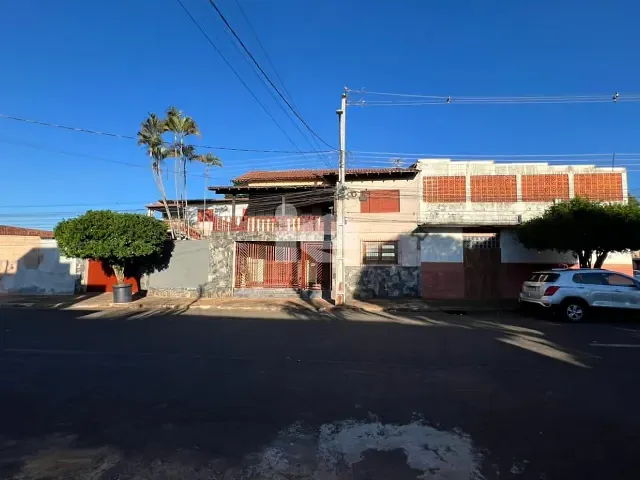 Sobrado com 600m², à venda, no bairro Vila Oliveira em Rolândia