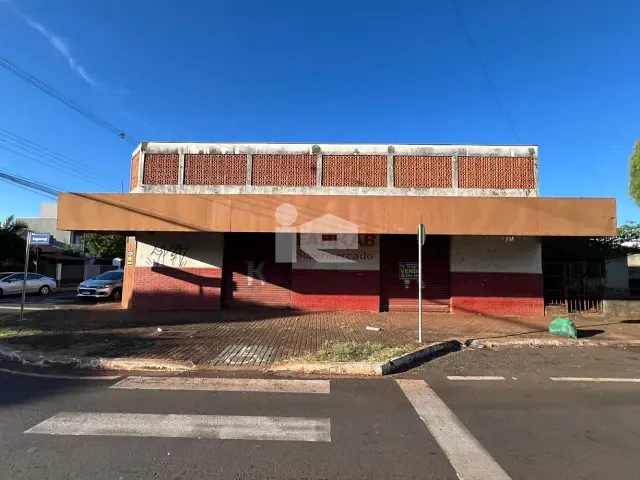 Sobrado com 600m², à venda, no bairro Vila Oliveira em Rolândia