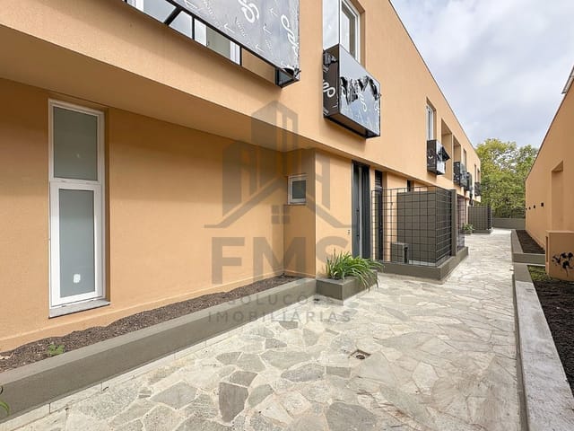 Sobrado com 177m² 3 quartos e 3 banheiros, à venda, no bairro Campo Comprido em Curitiba